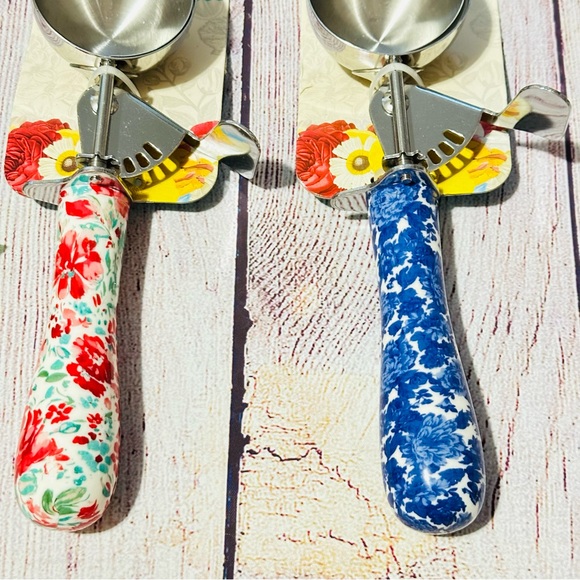The Pioneer Woman Stainless Ice Creak Scoop Floral Set NEW - Picture 4 of 6